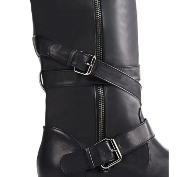 Just Fab Boots‎ - Picture 3 of 8